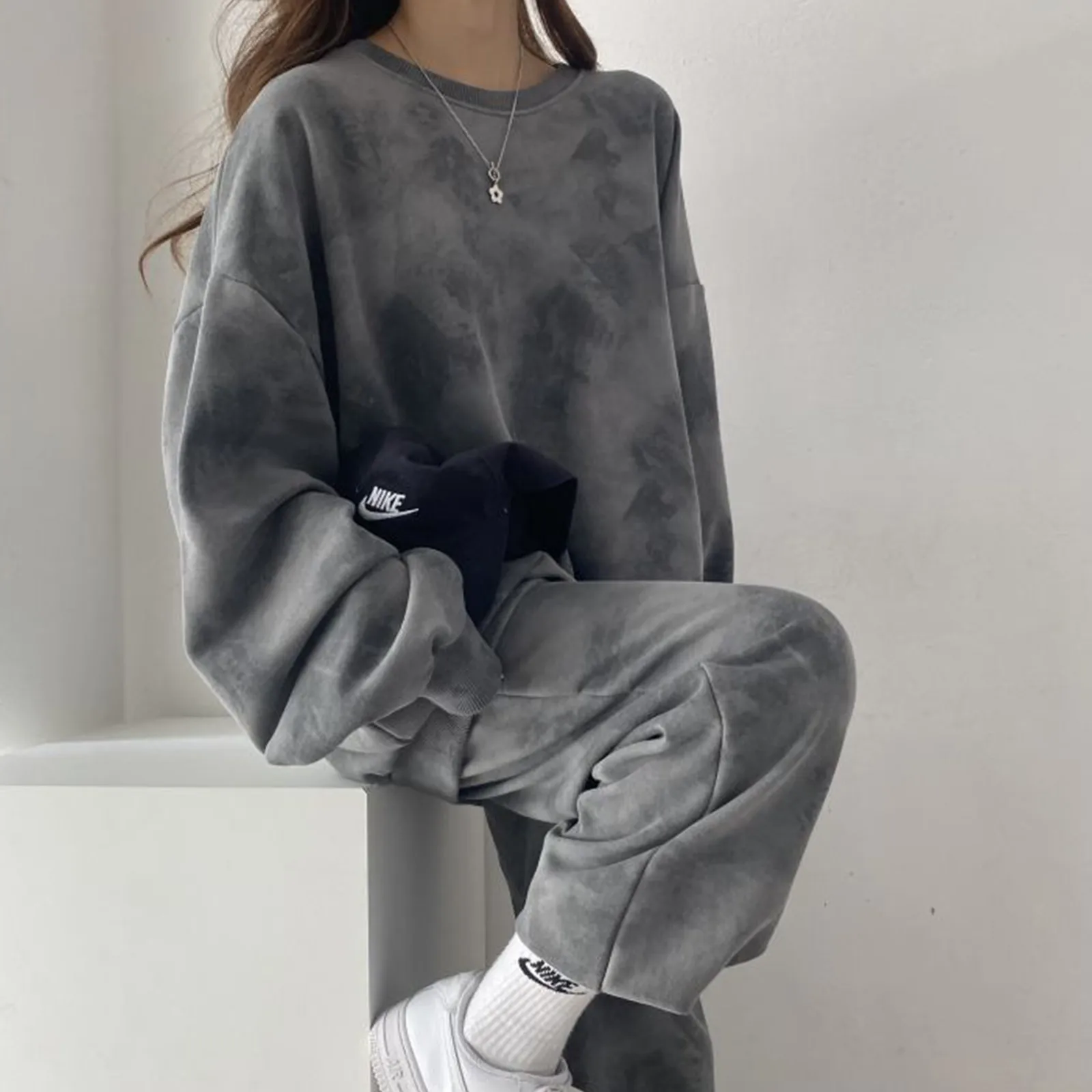 Women T-Shirt Long Suit Set Casual Tie Dye Loose Tshirt And Wide Leg Long Pant With Pockets Female Soft Summer Leisure Sports Se
Women T-Shirt Long Suit Set Casual Tie Dye Loose Tshirt And Wide Leg Long Pant With Pockets Female Soft Summer Leisure Sports Se