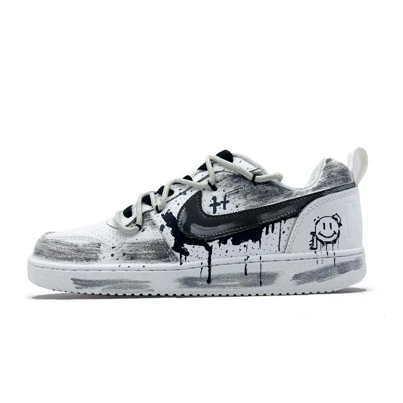 【Customize】Nike Court Borough Skateboard Shoes Men Low-Top Black/White Sneakers shoes 838937-111
【Customize】Nike Court Borough Skateboard Shoes Men Low-Top Black/White Sneakers shoes 838937-111