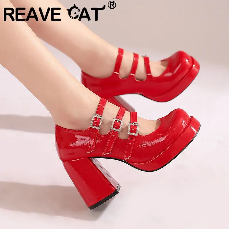 REAVE CAT White Women Pumps Round Toe 9cm Block Heel 2cm Platform Buckle Strap Plus Size 43 44 45 Sweet Mary Janes Female Shoes
REAVE CAT White Women Pumps Round Toe 9cm Block Heel 2cm Platform Buckle Strap Plus Size 43 44 45 Sweet Mary Janes Female Shoes