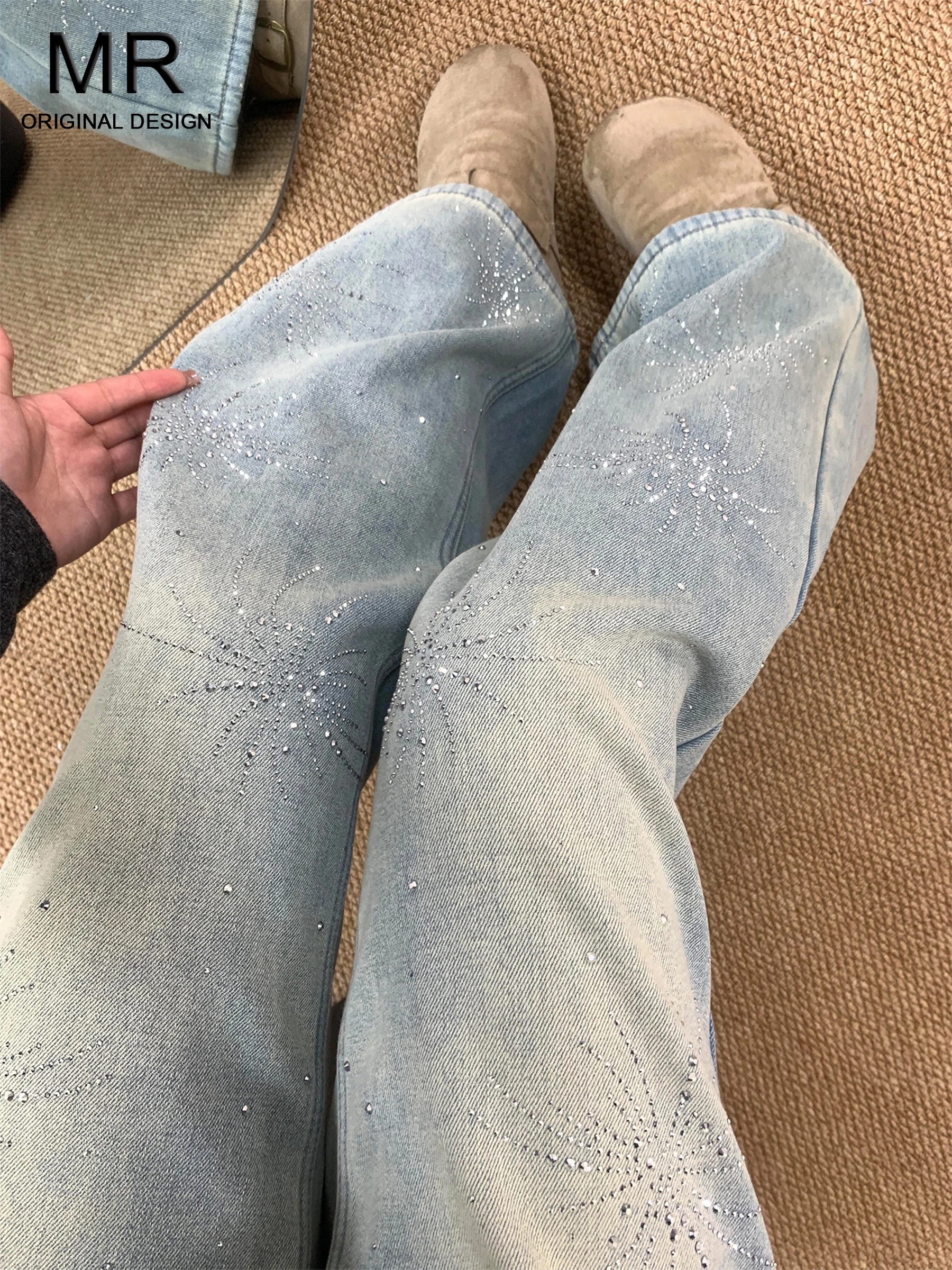 High Waist Bell Bottom Jeans Women's Light Blue American Style Fireworks Rhinestone Loose Slimming Long Trousers
High Waist Bell Bottom Jeans Women's Light Blue American Style Fireworks Rhinestone Loose Slimming Long Trousers