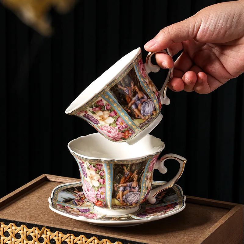 Coffee mug Western court coffee cup with plate Golden edged floral ceramic cup Exquisite tea set afternoon tea light luxury
Coffee mug Western court coffee cup with plate Golden edged floral ceramic cup Exquisite tea set afternoon tea light luxury
