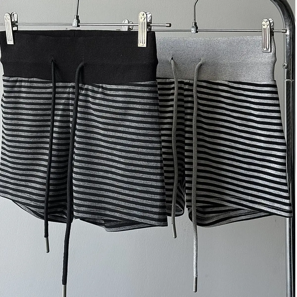 Summer Thin High Waist Wide Leg Sports Shorts Women's Striped Color Block Casual Loose Fit Hot Pants Short Length
Summer Thin High Waist Wide Leg Sports Shorts Women's Striped Color Block Casual Loose Fit Hot Pants Short Length