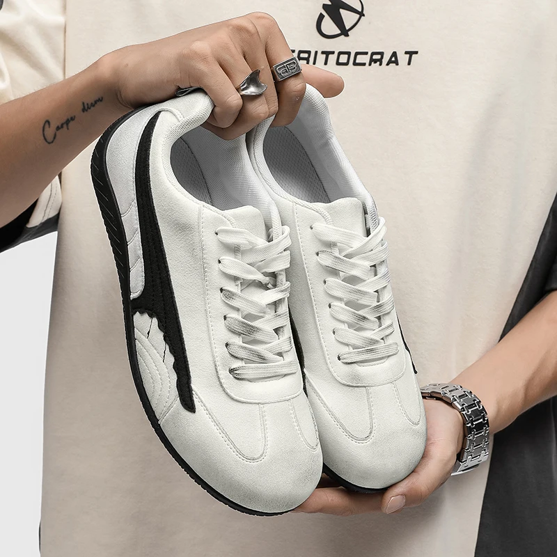 2025 Viral Street Shoes– Edgy Skate Shoes, Retro American Style, Thick Sole, Casual & Fashionable, Hiking-Friendly 
2025 Viral Street Shoes– Edgy Skate Shoes, Retro American Style, Thick Sole, Casual & Fashionable, Hiking-Friendly