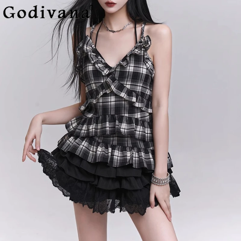 Street Girl Summer Beautiful Playful Plaid Suspender Top Cool Girls Temperament V-neck Sweet Ruffles Versatile Backless Tops
Street Girl Summer Beautiful Playful Plaid Suspender Top Cool Girls Temperament V-neck Sweet Ruffles Versatile Backless Tops