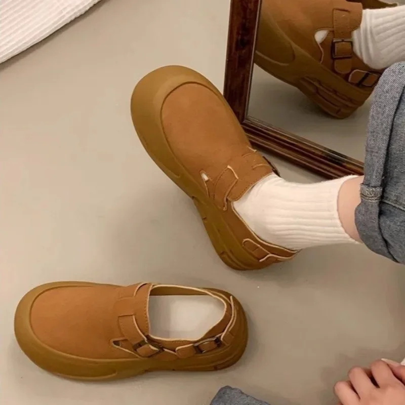 Весенне-осенняя женская обувь в стиле ретро, повседневная вулканизированная обувь Routine 39, распродажа, эстетичная оригинальная модная повседневная женская обувь Y2k
Весенне-осенняя женская обувь в стиле ретро, повседневная вулканизированная обувь Routine 39, распродажа, эстетичная оригинальная модная повседневная женская обувь Y2k