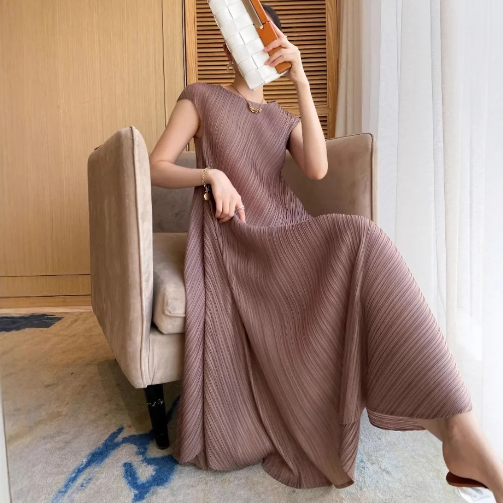 Miyake Pleated Dress Pleated Irregular Dress Dresses 2025 Woman Minimalist Ruffles Folds Dress High Stretch Women's Clothing
Miyake Pleated Dress Pleated Irregular Dress Dresses 2025 Woman Minimalist Ruffles Folds Dress High Stretch Women's Clothing