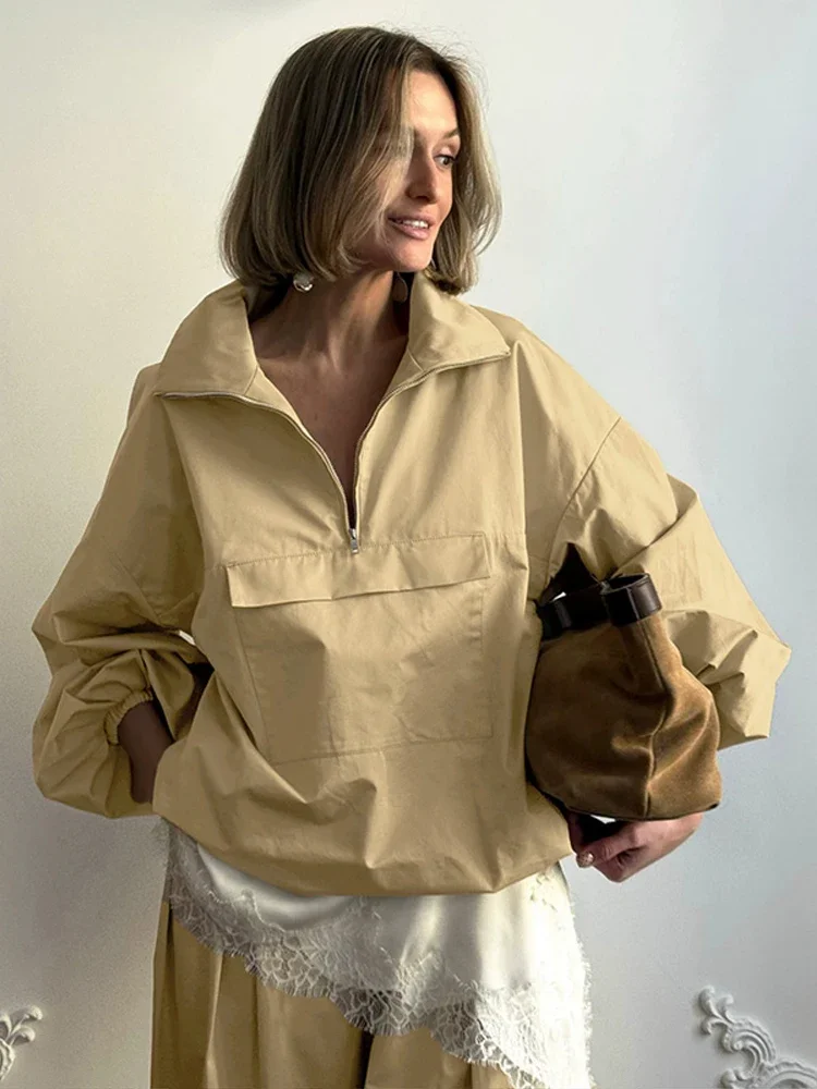 2026 Summer New Fashion Outwears Casual Khaki Pullover Women Standneck Half Zipper Long Sleeves Pockets Loose Jackets Female
2026 Summer New Fashion Outwears Casual Khaki Pullover Women Standneck Half Zipper Long Sleeves Pockets Loose Jackets Female