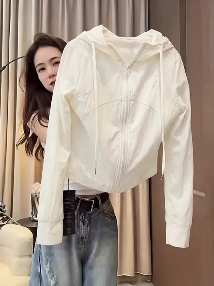 Women's Commuter Style Hooded Summer New Arrival Light Loose Fit Zipper Short Coat Sun Protection Fashion Outerwear
Women's Commuter Style Hooded Summer New Arrival Light Loose Fit Zipper Short Coat Sun Protection Fashion Outerwear