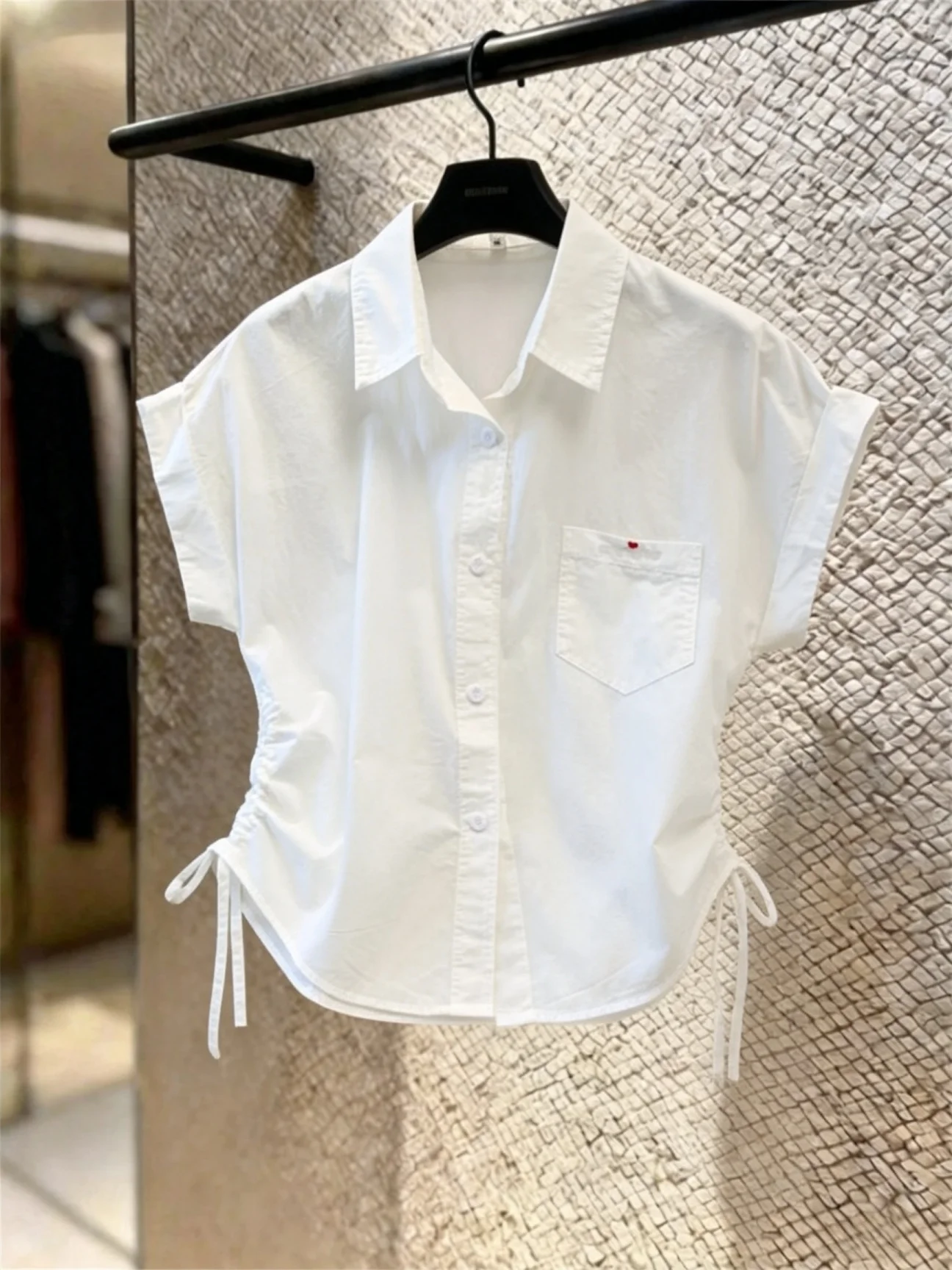 High-End Women's Short-Sleeve Shirt Korean Style Drawstring Waist Cinching Slimming Top Cotton Blend Comfortable Breathable
High-End Women's Short-Sleeve Shirt Korean Style Drawstring Waist Cinching Slimming Top Cotton Blend Comfortable Breathable