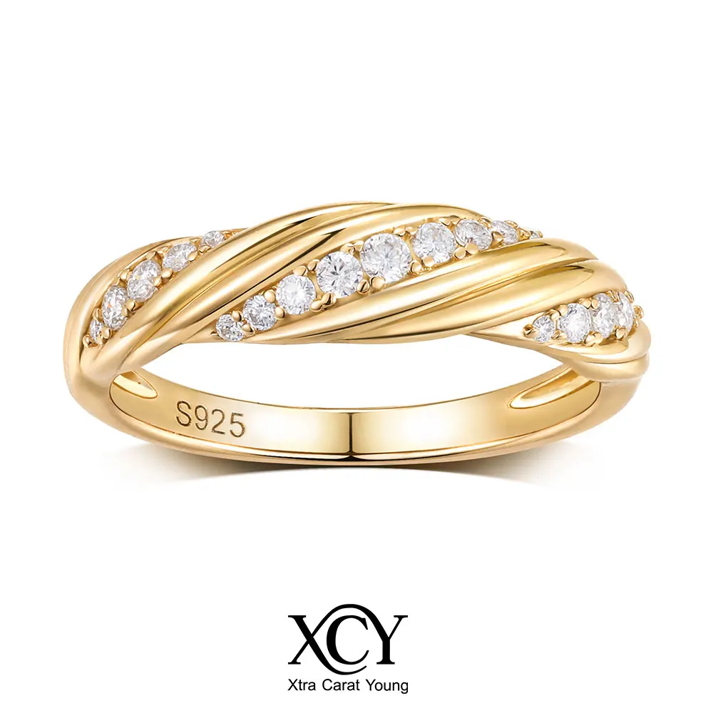 XCY 14k Gold Plated Moissanite Ring for Women 925 Sterling Silver Twisted Design Stackable Engagement Rings Wedding Fine Jewelry
XCY 14k Gold Plated Moissanite Ring for Women 925 Sterling Silver Twisted Design Stackable Engagement Rings Wedding Fine Jewelry