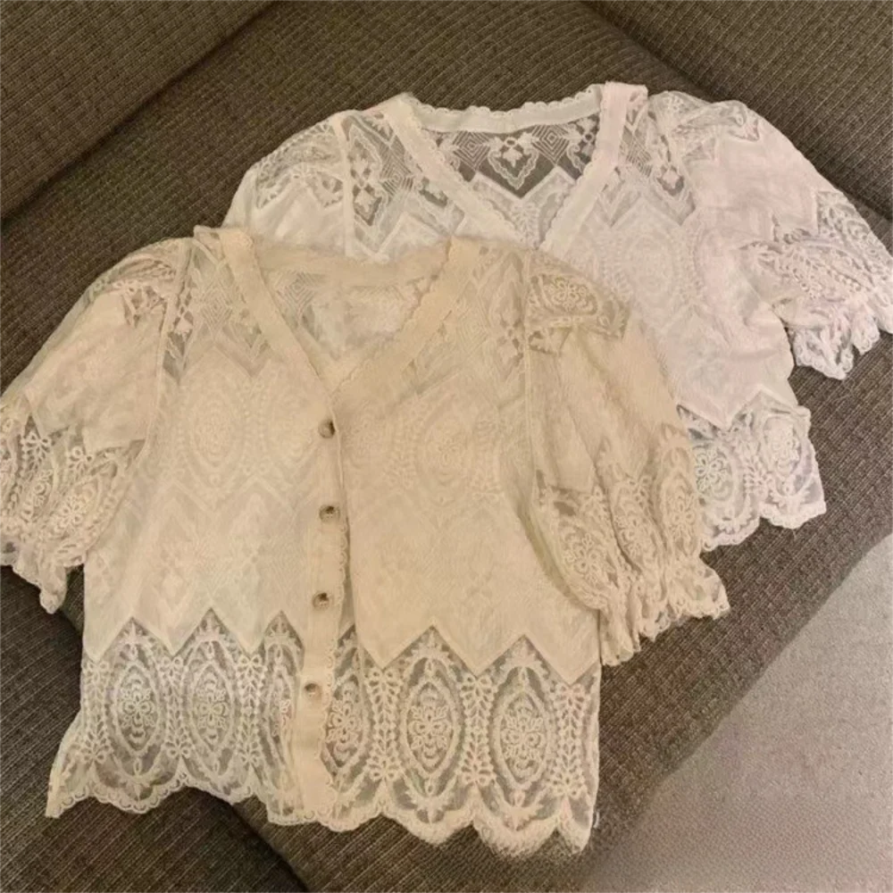Fashion Lace Hollow Out Bubble Sleeve Shirt V-neck Sweet Button Up Shirt Elegant Short Sleeve Blouses Female
Fashion Lace Hollow Out Bubble Sleeve Shirt V-neck Sweet Button Up Shirt Elegant Short Sleeve Blouses Female