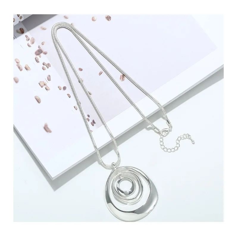 Sweater Chain Women's High-end Long Metal Necklace Foreign Trade Jewelry Alloy Necklace
Sweater Chain Women's High-end Long Metal Necklace Foreign Trade Jewelry Alloy Necklace