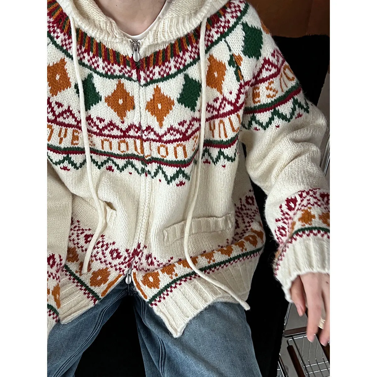 Casualfel Island Jacquard Sweater Women's 2025 Autumn/winter Age Reducing Hooded Double Zipper Knitted Jacket Ss661
Casualfel Island Jacquard Sweater Women's 2025 Autumn/winter Age Reducing Hooded Double Zipper Knitted Jacket Ss661