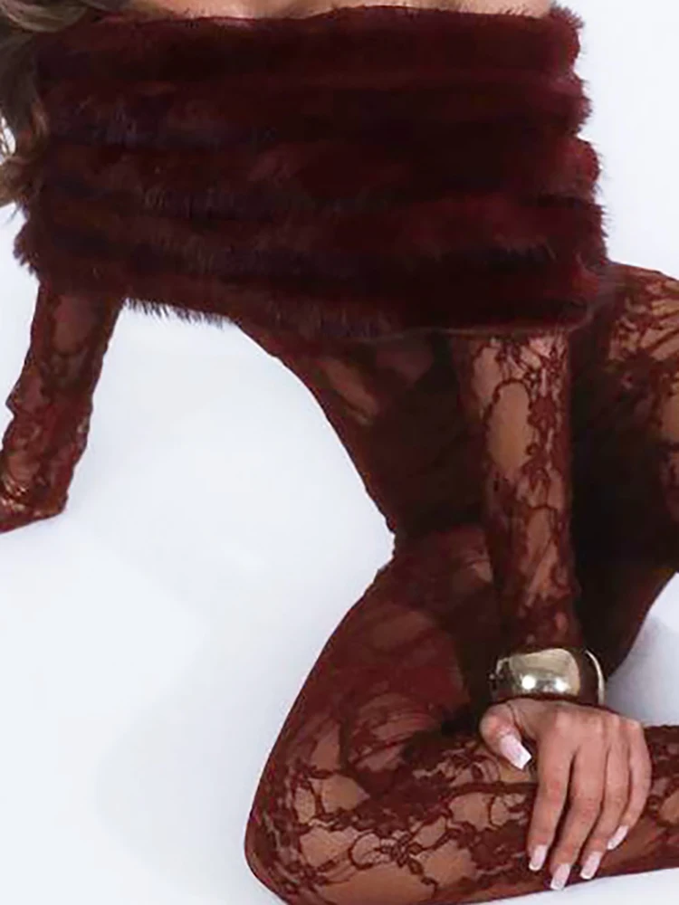 Hot Girl Solid See-through Skinny Party Playsuits New Long Sleeve Slim Romper Sexy One-shoulder Fur Shawl Spliced Lace Jumpsuits
Hot Girl Solid See-through Skinny Party Playsuits New Long Sleeve Slim Romper Sexy One-shoulder Fur Shawl Spliced Lace Jumpsuits