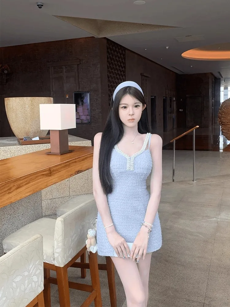 Summer Slimming Diamond Embedded Square Collar Strapless Dress Women's Luxury Fashion High Waist A-Line Short Skirt Dress
Summer Slimming Diamond Embedded Square Collar Strapless Dress Women's Luxury Fashion High Waist A-Line Short Skirt Dress