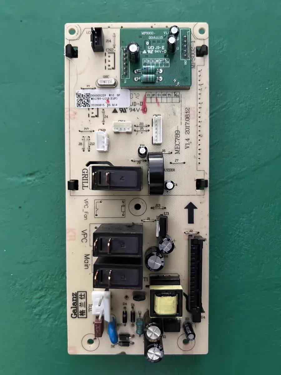 MEC789-LC18 G80F23YCN3LN-C3(R0) тестовая материнская плата, исправная.
MEC789-LC18 G80F23YCN3LN-C3(R0) тестовая материнская плата, исправная.