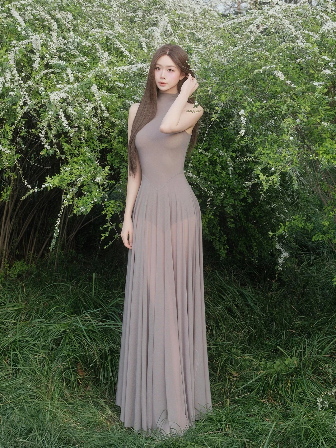 Elegant High Collar Sleeveless Mesh Dress Women's Summer New Waist Cinching Slimming Fashion Long Dress French Style A-Line S...
Elegant High Collar Sleeveless Mesh Dress Women's Summer New Waist Cinching Slimming Fashion Long Dress French Style A-Line S...