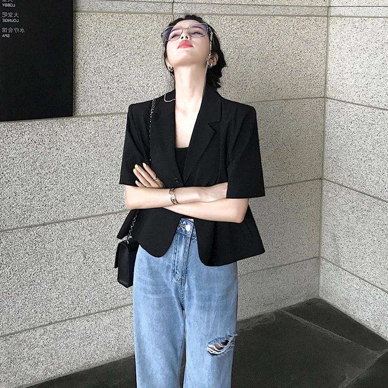 Short Sleeve Suit Jacket Women Petite 2024 Summer Thin High-End Trendy Short Casual Black Suit Female Office Lady Top Hot Sale
Short Sleeve Suit Jacket Women Petite 2024 Summer Thin High-End Trendy Short Casual Black Suit Female Office Lady Top Hot Sale
