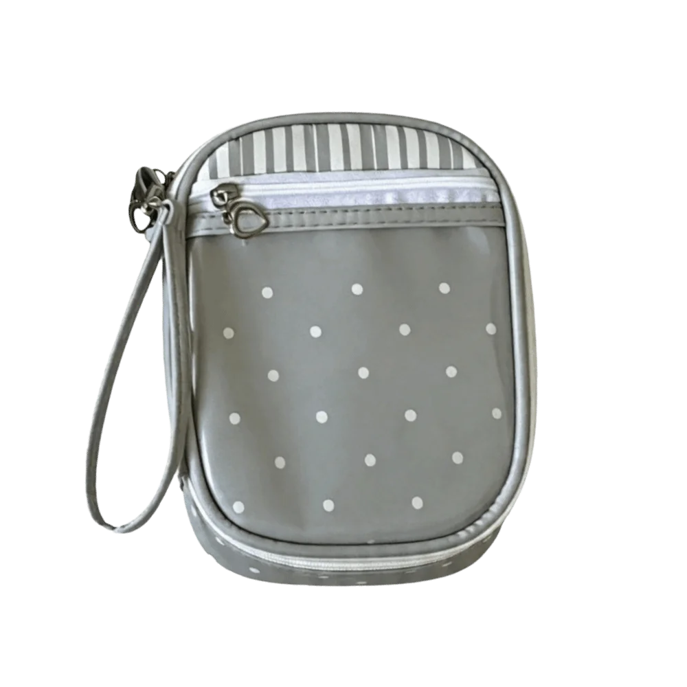 Korean-Style Passport Holder Strawberry Design Polka Dot Ticket Storage Bag Piano-Shaped Hanging Strap Compact Travel Wallet
Korean-Style Passport Holder Strawberry Design Polka Dot Ticket Storage Bag Piano-Shaped Hanging Strap Compact Travel Wallet