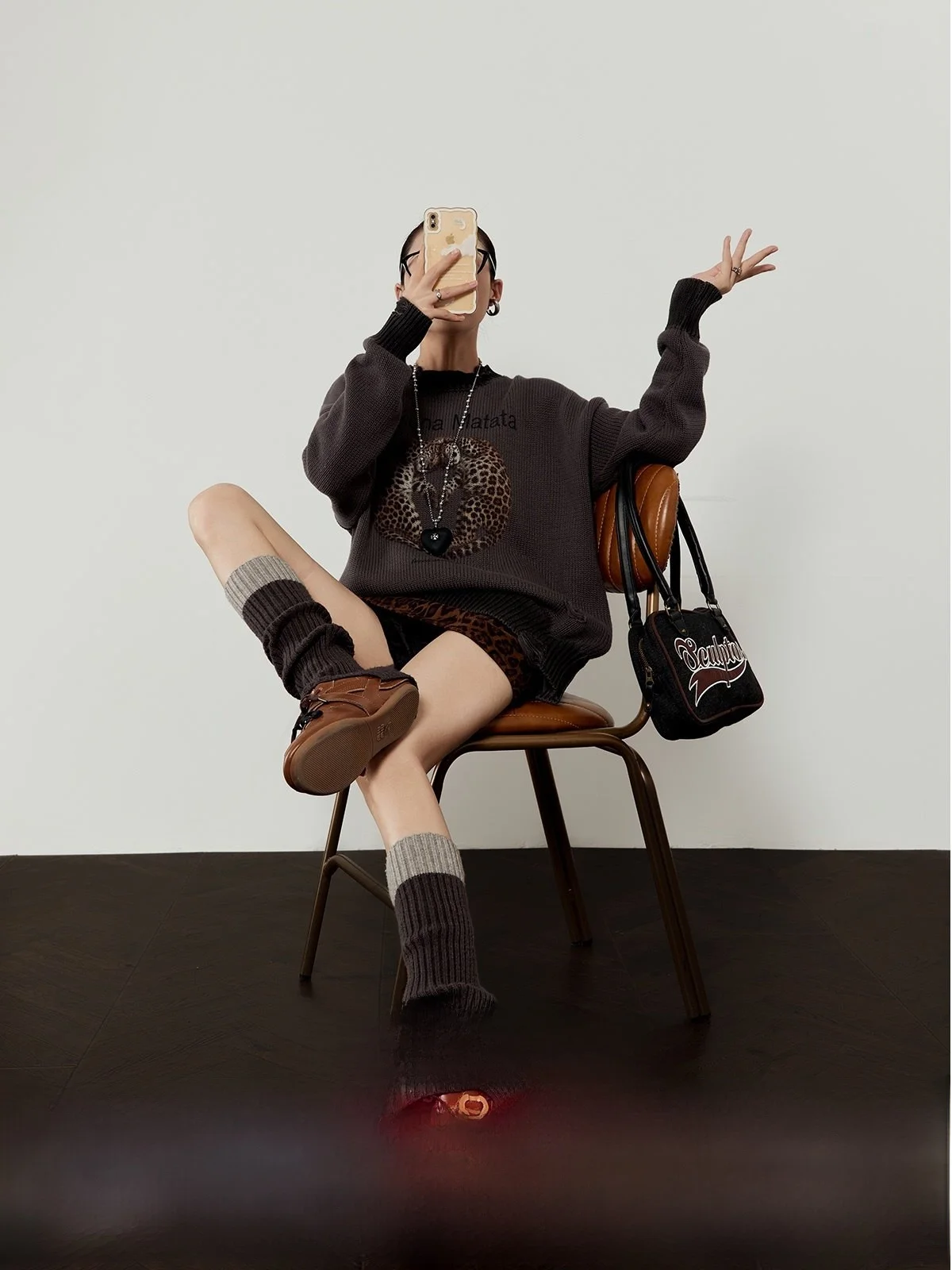 Новинка: Женский вязаный свитер свободного кроя с принтом собак и звезд, повседневный, с круглым вырезом, длинными рукавами, для зимы
Новинка: Женский вязаный свитер свободного кроя с принтом собак и звезд, повседневный, с круглым вырезом, длинными рукавами, для зимы