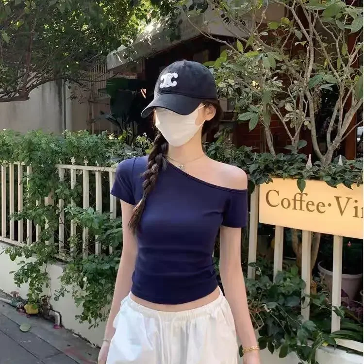 Slim Fit Short Sleeve T-Shirt Women's Summer Short Style Belly Button Elastic Versatile Pure Desire Shoulder Bared Bubble Sleeve
Slim Fit Short Sleeve T-Shirt Women's Summer Short Style Belly Button Elastic Versatile Pure Desire Shoulder Bared Bubble Sleeve