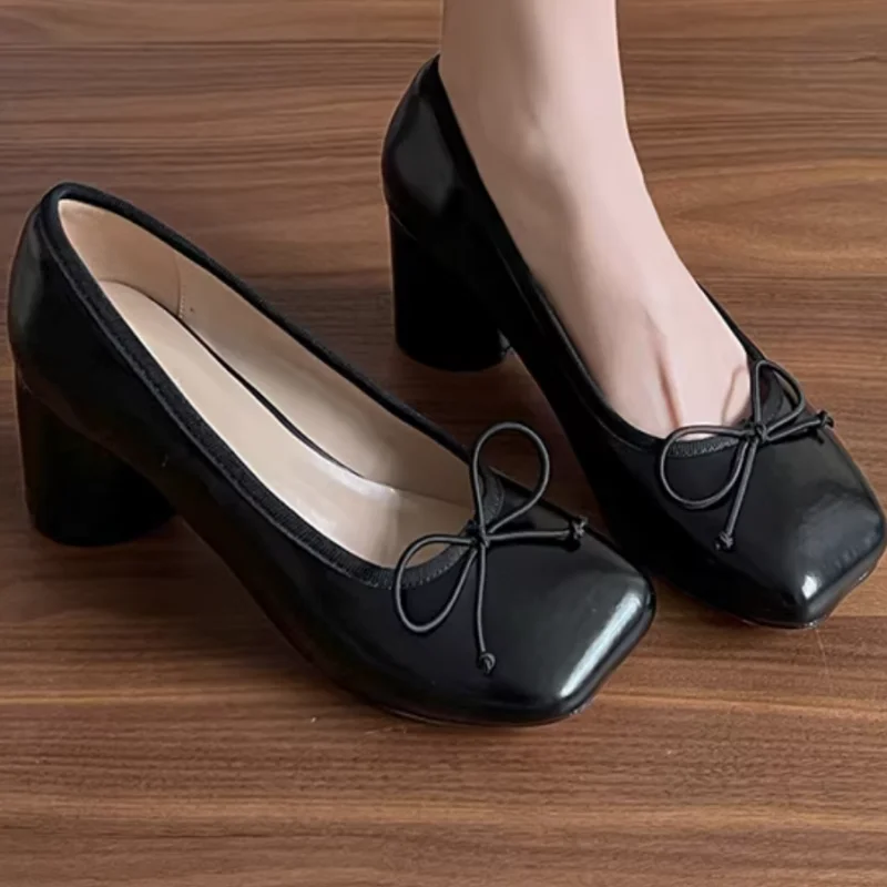 Butterfly-knot Shoes for Ladies Square Toe Chunky High Heels Shallow Mary Janes Sewing Lines Tacones Zapatos Mujer Pleated Femme
Butterfly-knot Shoes for Ladies Square Toe Chunky High Heels Shallow Mary Janes Sewing Lines Tacones Zapatos Mujer Pleated Femme