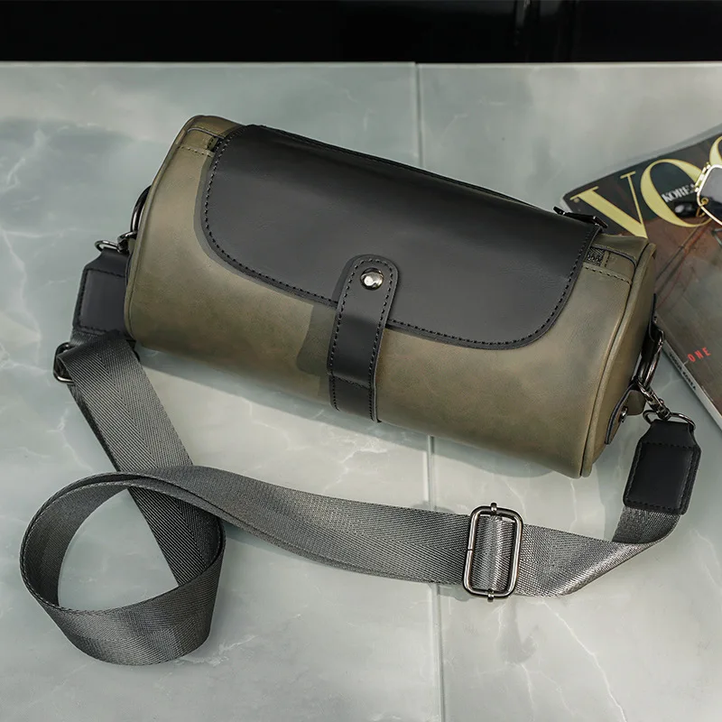 Цилиндрическая сумка на одно плечо в стиле ретро, модная повседневная сумка через плечо в корейском стиле для мужчин и женщин, большая вместимость
Цилиндрическая сумка на одно плечо в стиле ретро, модная повседневная сумка через плечо в корейском стиле для мужчин и женщин, большая вместимость