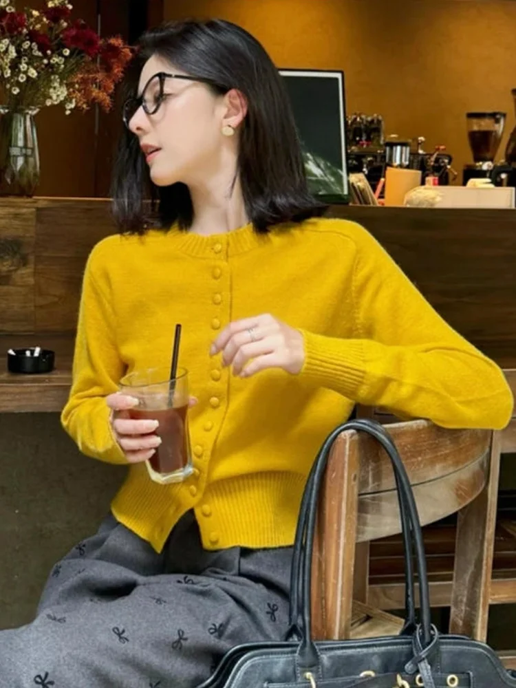 Ретро Sle Long Sve вязаный свитер пальто женский модный осенне-зимний Новое поступление маленького размера супер милый открытый кардиган...
Ретро Sle Long Sve вязаный свитер пальто женский модный осенне-зимний Новое поступление маленького размера супер милый открытый кардиган...