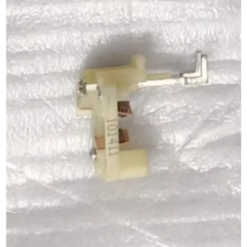 Двигатель подъема оконных очков, угольная щетка для Honda Civic CRV, ремонт двигателя оконного регулятора нефрита
Двигатель подъема оконных очков, угольная щетка для Honda Civic CRV, ремонт двигателя оконного регулятора нефрита