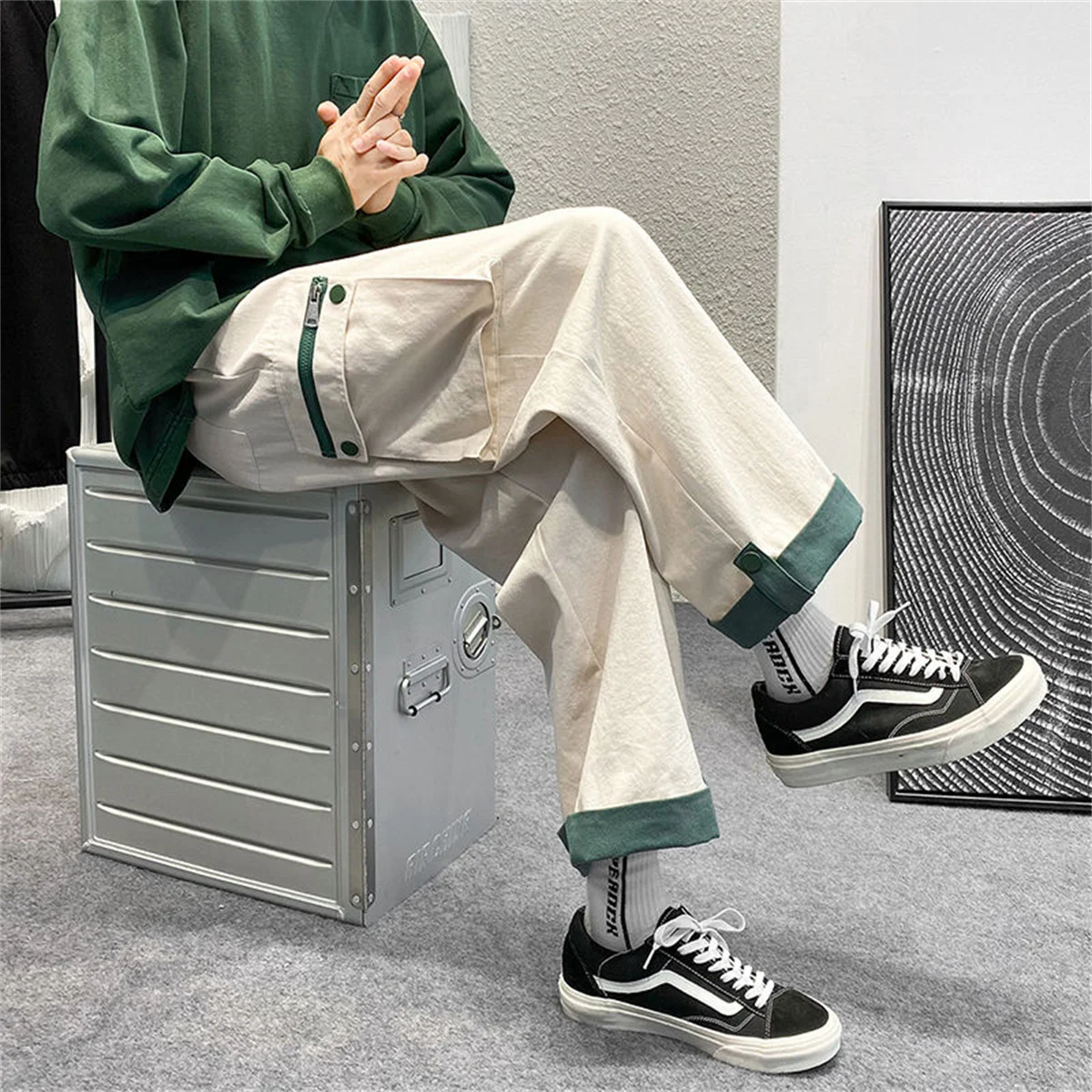 Spring And Summer 2025 New Men's Plus Size Thin Hong Kong Style Work Pants Fashion Loose And Versatile Straight Casual Pants 
Spring And Summer 2025 New Men's Plus Size Thin Hong Kong Style Work Pants Fashion Loose And Versatile Straight Casual Pants