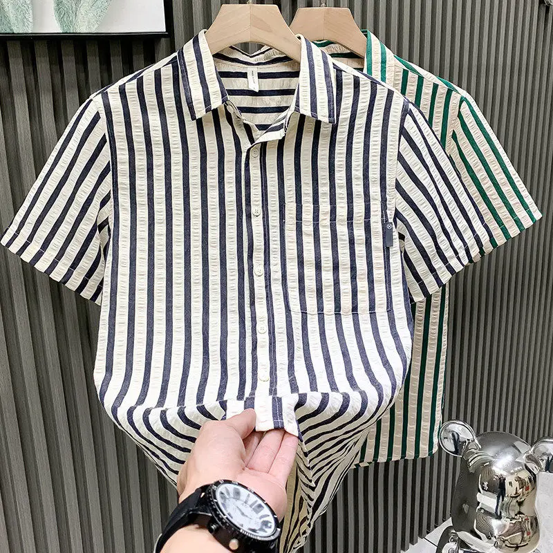 Men's Short Sleeve Shirt Casual Thin Half Sleeve Striped Summer Fashion Loose Fit Quick Dry Ice Silk Youth Popular Basic Style
Men's Short Sleeve Shirt Casual Thin Half Sleeve Striped Summer Fashion Loose Fit Quick Dry Ice Silk Youth Popular Basic Style