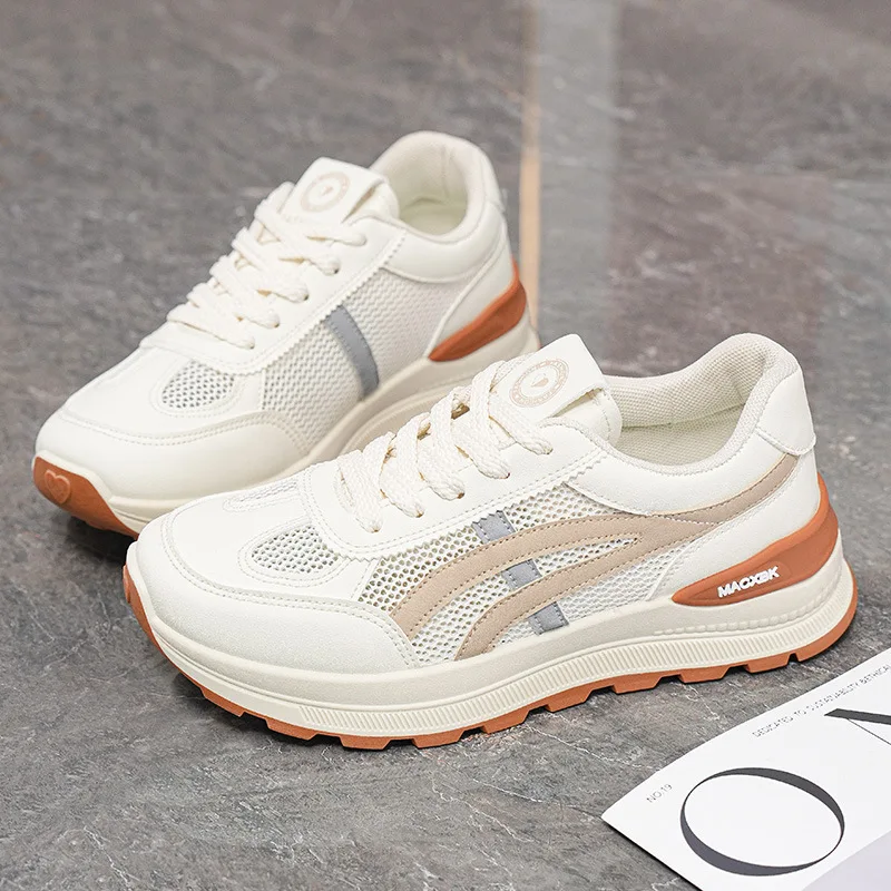 New fashionable and breathable perforated mesh shoes, Korean version of versatile thick-soled sports and casual running dad shoe
New fashionable and breathable perforated mesh shoes, Korean version of versatile thick-soled sports and casual running dad shoe
