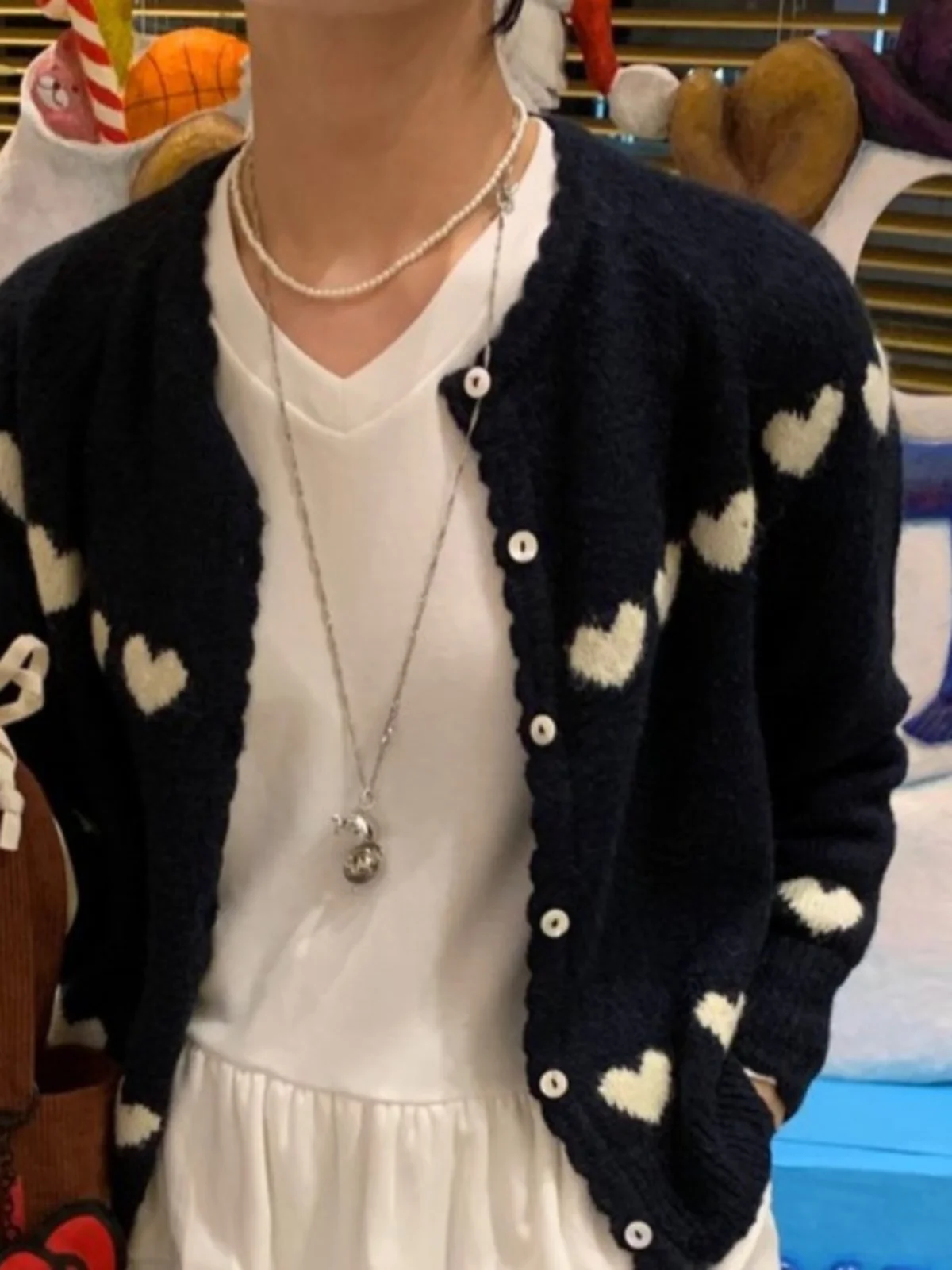 2025 New Women's ort Casual Knitted Sweater Cardigan round Ne Heart Pattern Faionable Warm Spring Autumn Season Outerwear
2025 New Women's ort Casual Knitted Sweater Cardigan round Ne Heart Pattern Faionable Warm Spring Autumn Season Outerwear