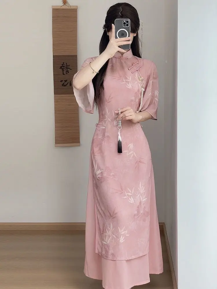 Розовое платье Cheongsam в китайском стиле, женское платье 2023 года, новое летнее улучшенное молодежное облегающее повседневное винтажное платье Y2K для девочек
Розовое платье Cheongsam в китайском стиле, женское платье 2023 года, новое летнее улучшенное молодежное облегающее повседневное винтажное платье Y2K для девочек