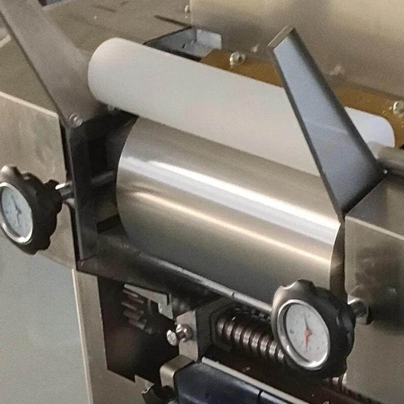 Noodle Pressing Machine Commercial Electric Large Vertical Kneading Cutting Integrated Machine Automatic Noodle Making Machine
Noodle Pressing Machine Commercial Electric Large Vertical Kneading Cutting Integrated Machine Automatic Noodle Making Machine