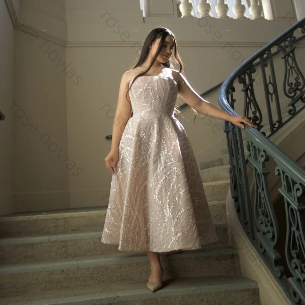 Customized 2026 Hot Sale Champagne Formal Dress Strapless Jacquard Satin Flared A-Line Midi Gown Women Evening Party
Customized 2026 Hot Sale Champagne Formal Dress Strapless Jacquard Satin Flared A-Line Midi Gown Women Evening Party