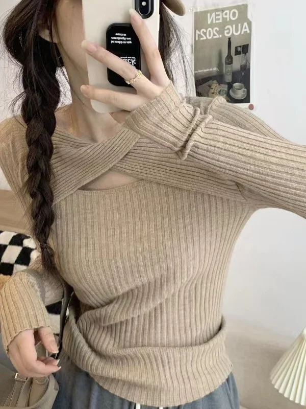 Khaki Hollow out Base Layer Knitted Sweater Women's Autumn Winter Slim Fit Long Sve Overhead Top Faionable Slimming irt
Khaki Hollow out Base Layer Knitted Sweater Women's Autumn Winter Slim Fit Long Sve Overhead Top Faionable Slimming irt