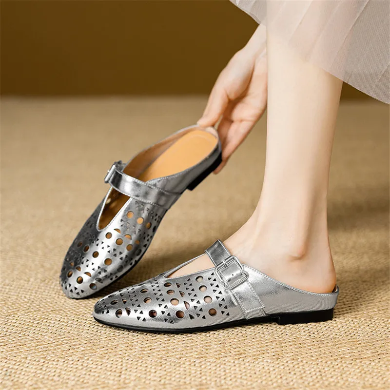 New Summer Women Slippers Round Toe Shoes for Women Fashion Hollow-out Cover Toe Slippers Low Heel Handmade Ladies Shoes Silvery
New Summer Women Slippers Round Toe Shoes for Women Fashion Hollow-out Cover Toe Slippers Low Heel Handmade Ladies Shoes Silvery