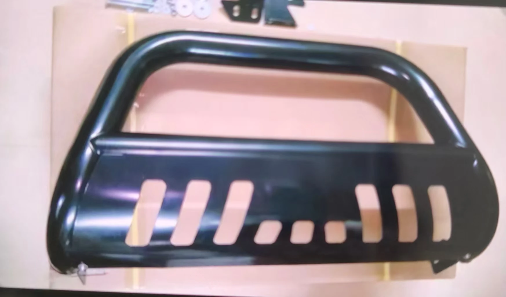 Подходит для модификации переднего бампера LC120 на заказ.
Подходит для модификации переднего бампера LC120 на заказ.