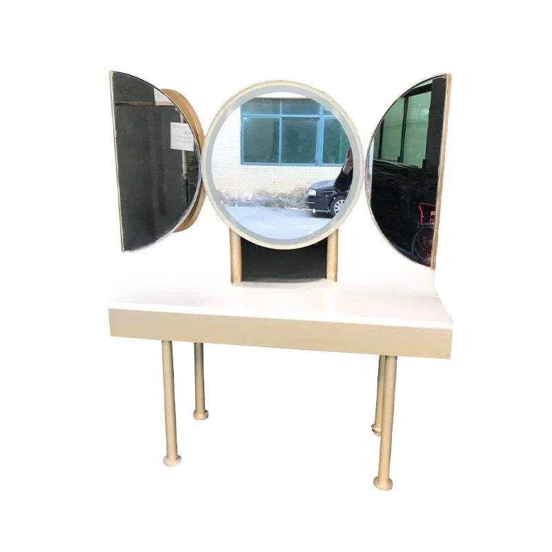 European style, stainless steel dressing table, floor with led lights, modern simplicity, makeup mirror
European style, stainless steel dressing table, floor with led lights, modern simplicity, makeup mirror
