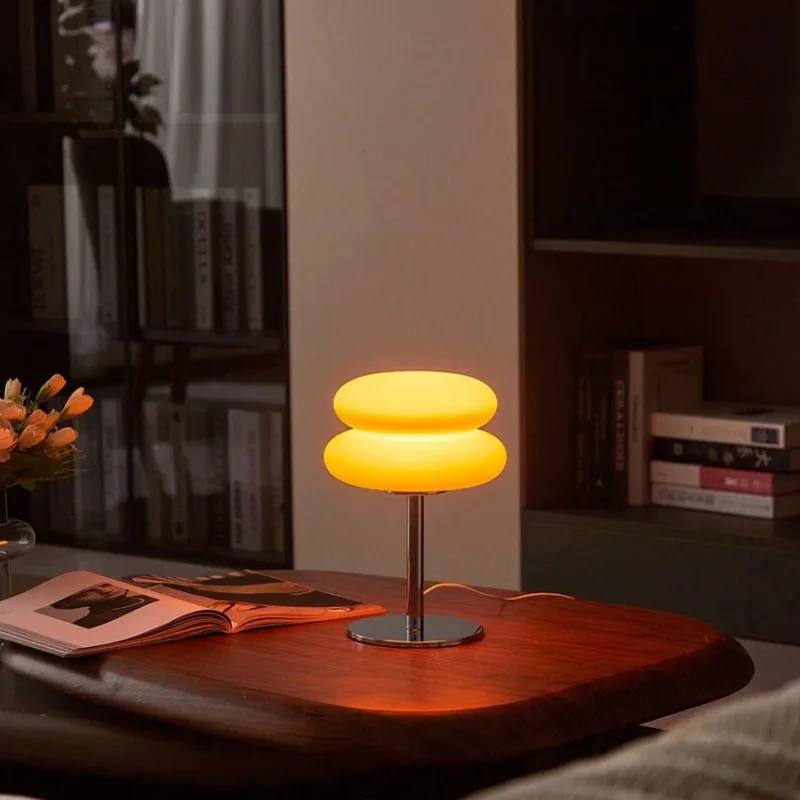 Cross-border Nordic creative Bauhaus medieval lamp, bedroom, living room, bedside table lamp, simple decorative home night lamp
Cross-border Nordic creative Bauhaus medieval lamp, bedroom, living room, bedside table lamp, simple decorative home night lamp