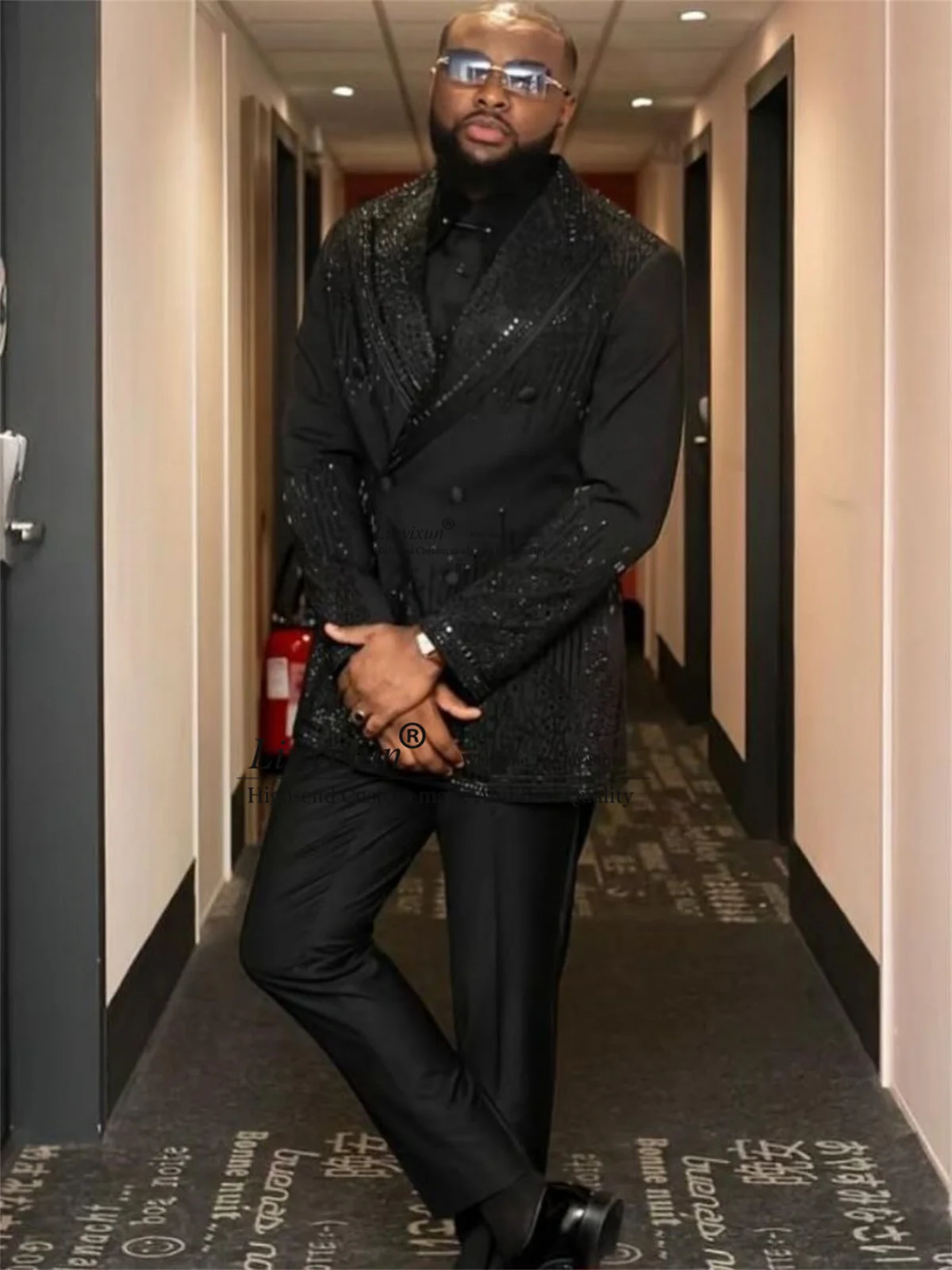 Свадебные костюмы ручной работы с кристаллами и стразами для мужчин, комплекты из 2 предметов, индивидуальный пошив, мужские пиджаки для жениха, смокинги для вечеринок, облегающий костюм Homme
Свадебные костюмы ручной работы с кристаллами и стразами для мужчин, комплекты из 2 предметов, индивидуальный пошив, мужские пиджаки для жениха, смокинги для вечеринок, облегающий костюм Homme