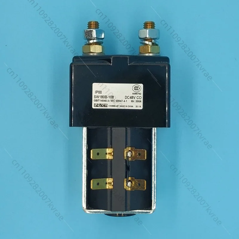 SW180B-751 Main Contactor 200A SW180B-108 SW180B-14
SW180B-751 Main Contactor 200A SW180B-108 SW180B-14