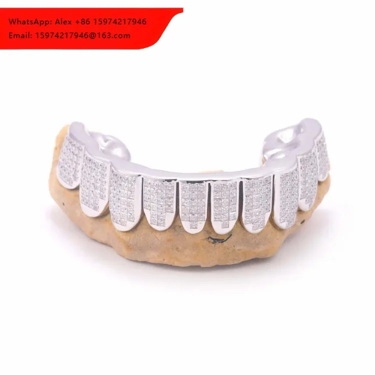 Gallerley Custom S925 Sterling Silver Hiphop Iced Out Men's Princess Cut Vvs Moissanite Diamond Jewelry Teeth Grillz
Gallerley Custom S925 Sterling Silver Hiphop Iced Out Men's Princess Cut Vvs Moissanite Diamond Jewelry Teeth Grillz