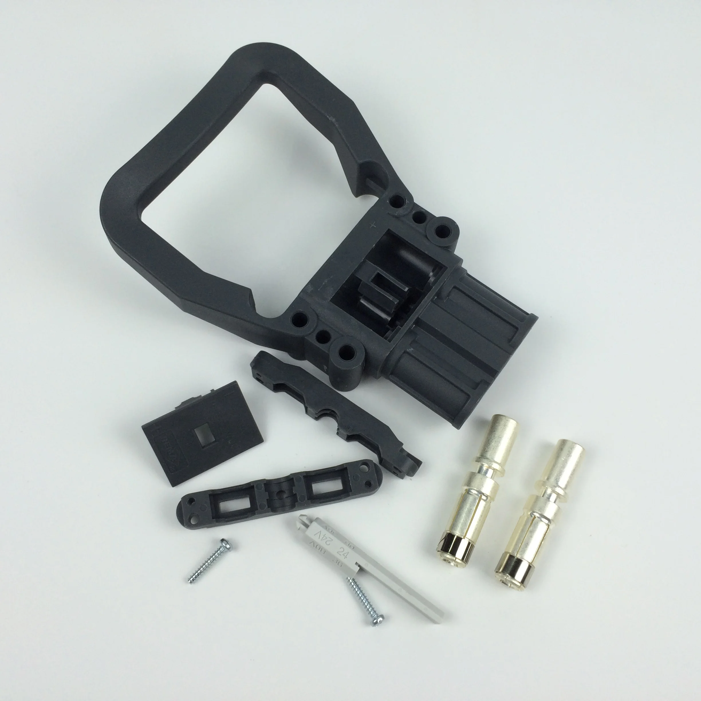 High Quality Forklift Parts 160A REMA Forklift Battery Connector Female
High Quality Forklift Parts 160A REMA Forklift Battery Connector Female