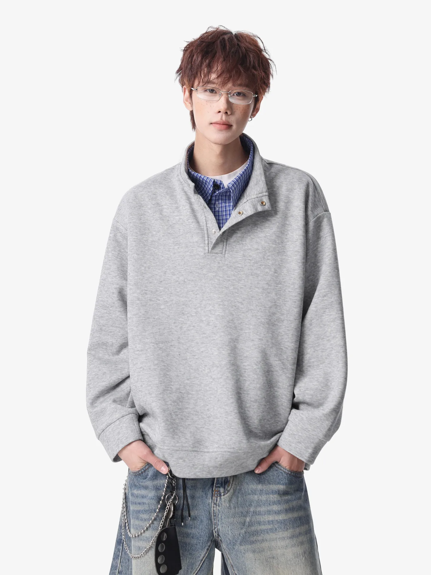 Vintage Plaid Fake Two-piece Splicing Stand-up Neck Sweater Men's Spring Couple Loose Versatile Pullover
Vintage Plaid Fake Two-piece Splicing Stand-up Neck Sweater Men's Spring Couple Loose Versatile Pullover