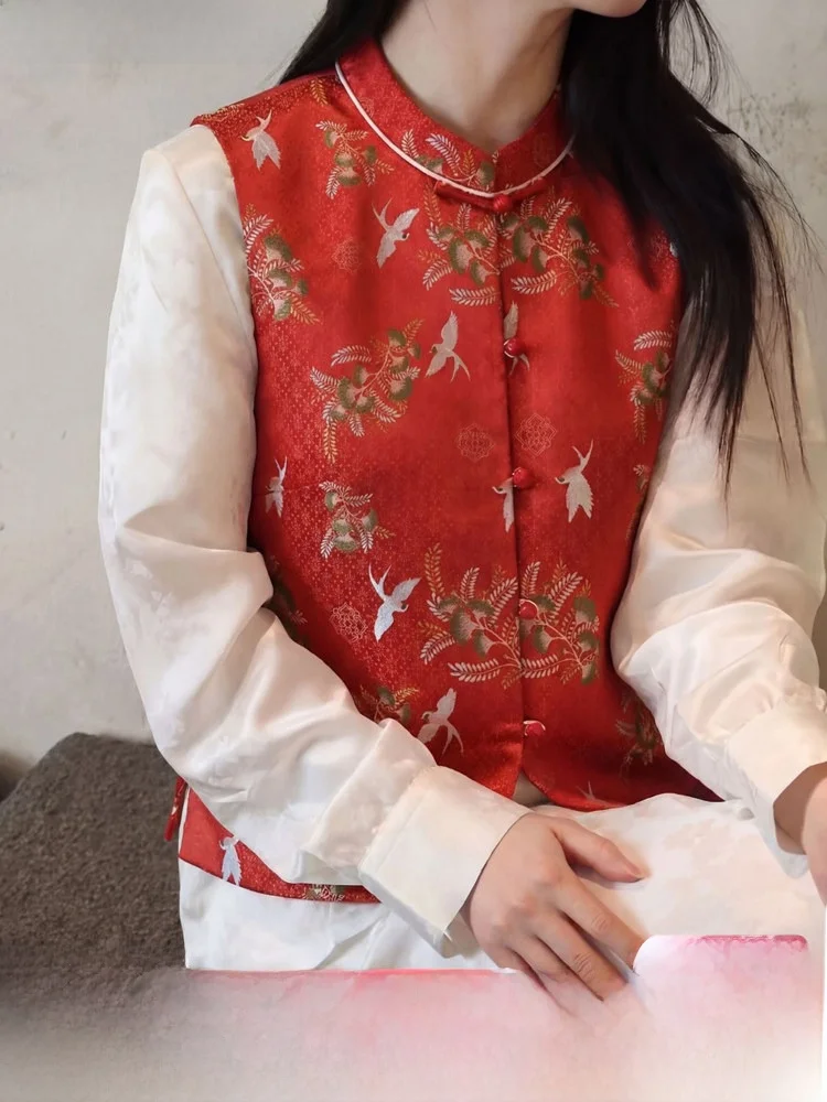 Red Silk Song Jin Quan New Chinese Style Women's Jacket Early Spring Outerwear Straight Tube Mid-aged Women's Fashion
Red Silk Song Jin Quan New Chinese Style Women's Jacket Early Spring Outerwear Straight Tube Mid-aged Women's Fashion
