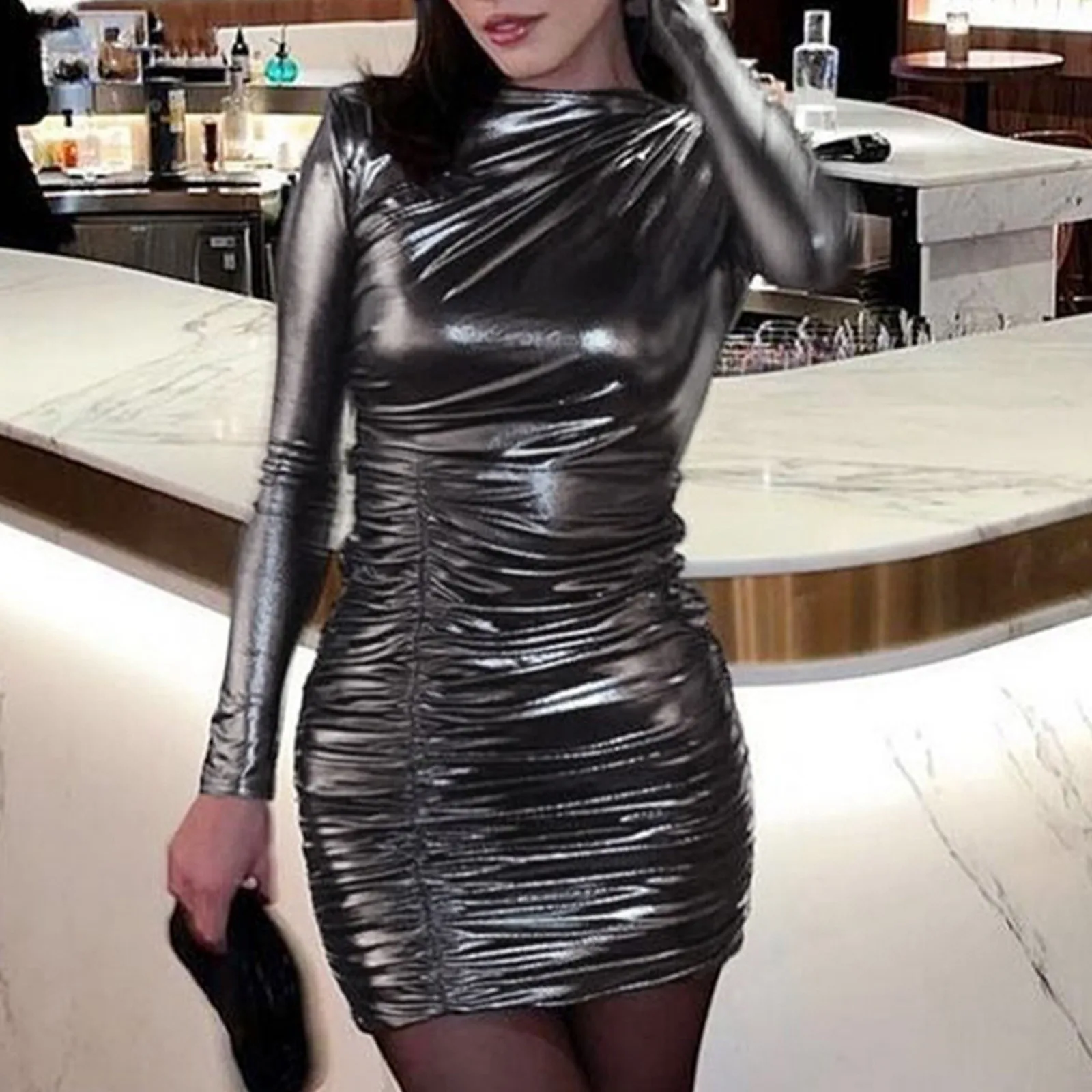 Sexy Shiny Long Sleeve Bodycon Dresses For Women Ruched Skinny Mini Dress Female Party Nightclub Buttocks Short Gown vestido
Sexy Shiny Long Sleeve Bodycon Dresses For Women Ruched Skinny Mini Dress Female Party Nightclub Buttocks Short Gown vestido