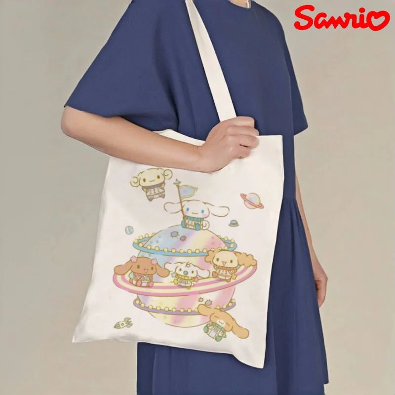 1pc Sanrio Cinnamoroll Canvas Tote Bag, Cute Space Print Casual Shoulder Bag, Eco-friendly Reusable Handbag
1pc Sanrio Cinnamoroll Canvas Tote Bag, Cute Space Print Casual Shoulder Bag, Eco-friendly Reusable Handbag