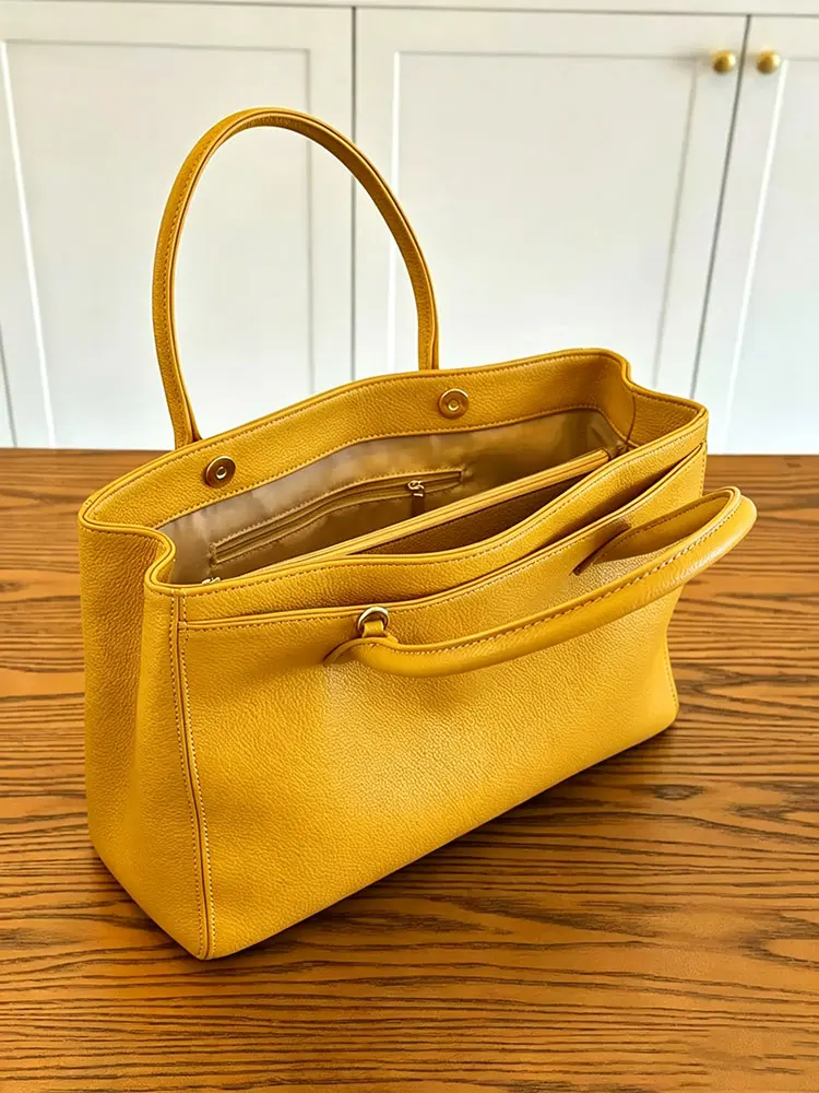 Yellow Large Capacity Tote Bag Women's 2026 New Summer Commuting Shoulder Handbag Soft PU Leather Color Commuter Bag
Yellow Large Capacity Tote Bag Women's 2026 New Summer Commuting Shoulder Handbag Soft PU Leather Color Commuter Bag